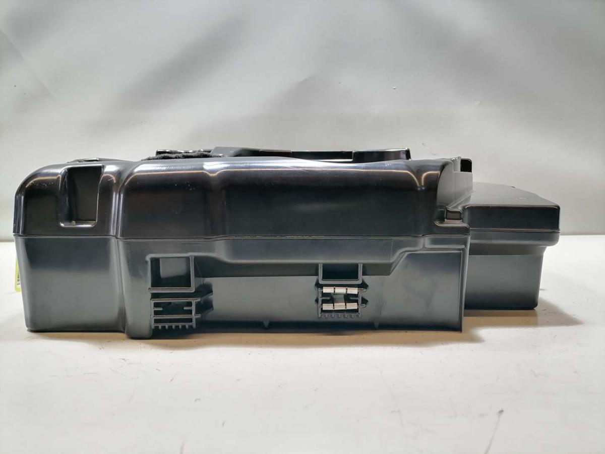 Porsche Macan original Bose Subwoofer Bj.2015